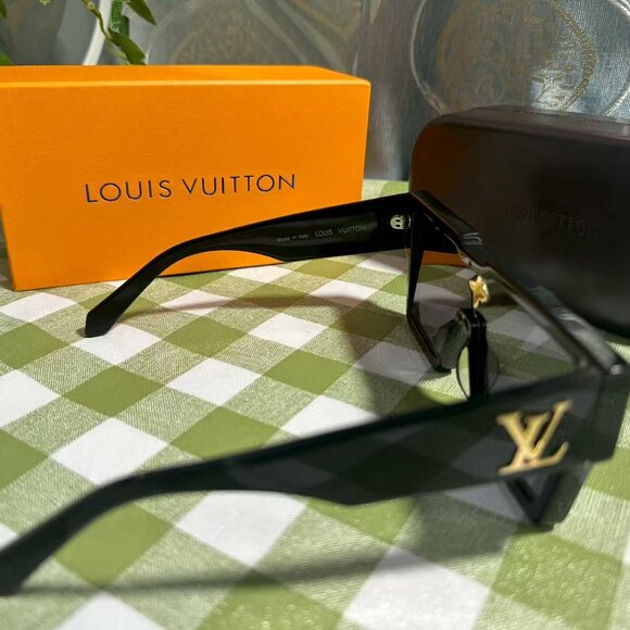 Louis Vuitton Black Sunglasses main image 6